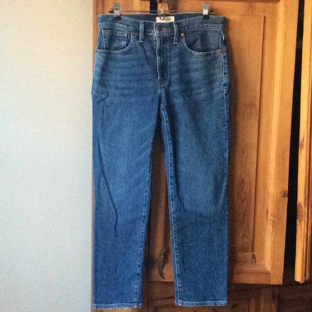 Madewell “Roadtripper Slim Boy” Straight Leg Jeans in Medium Blue